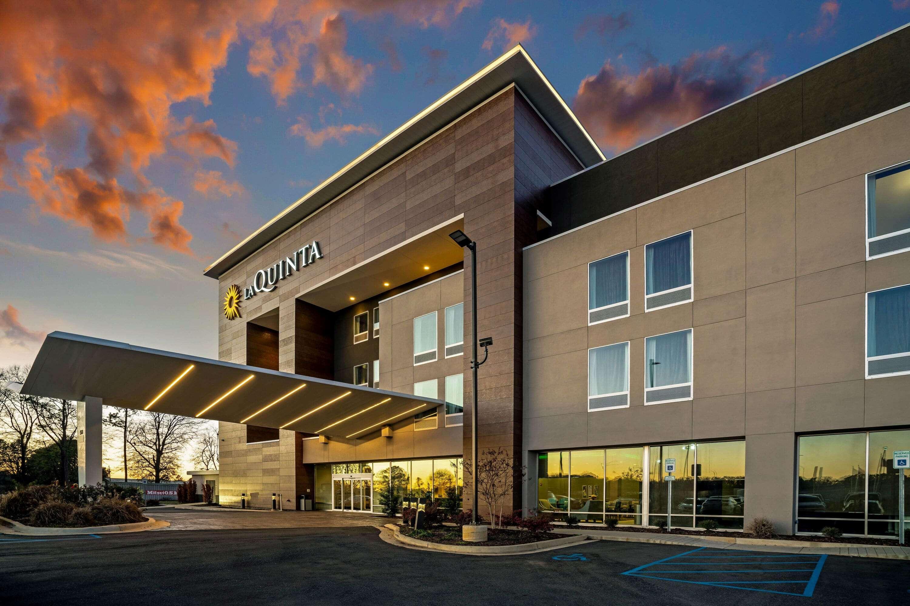 La Quinta By Wyndham Tuscaloosa Mcfarland Hotell Exteriör bild